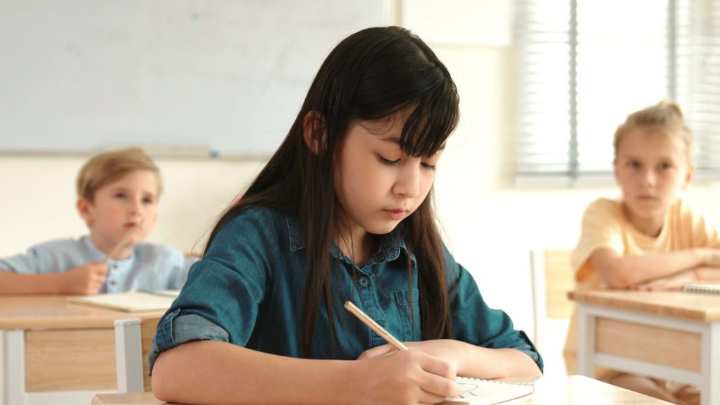 phonemic awareness vs phonics